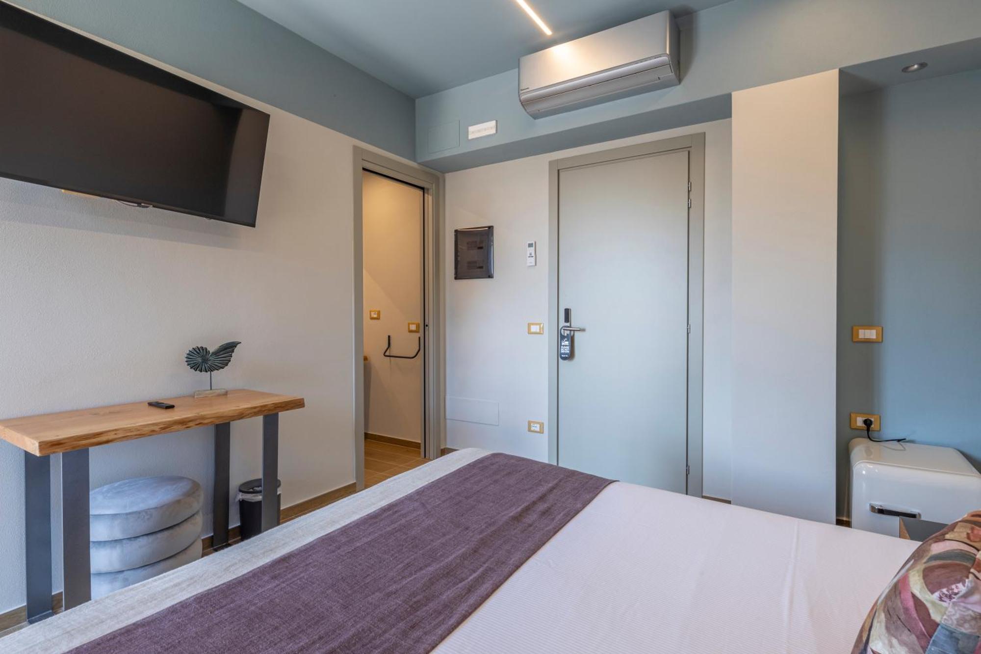 Luci Sul Mare -Boutique Rooms Follonica Exterior photo